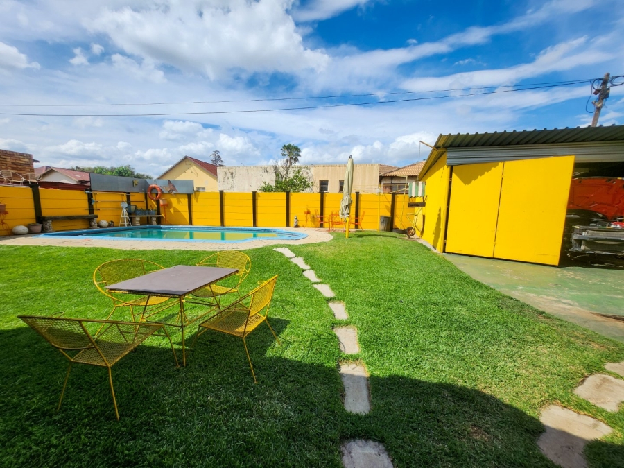 3 Bedroom Property for Sale in Ellaton North West